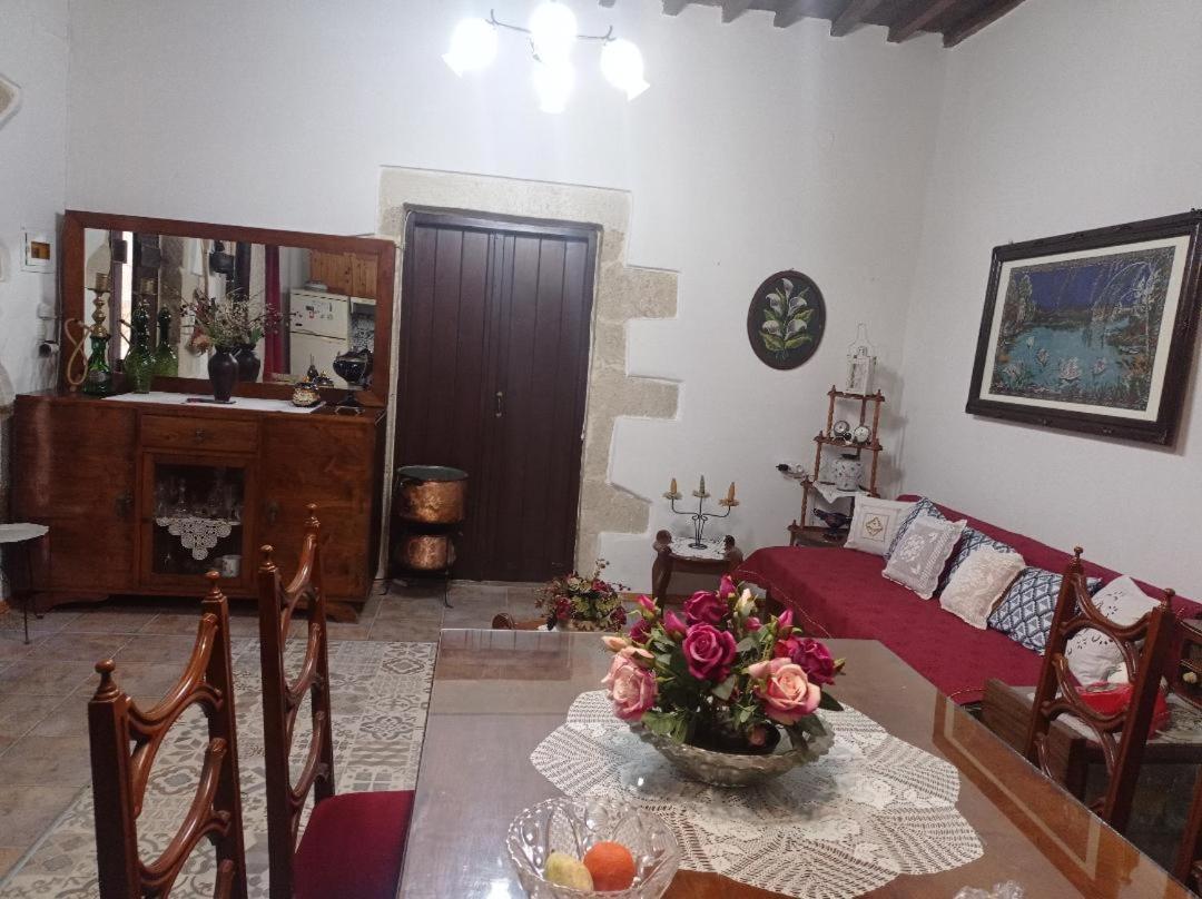 Traditional House Maria Azoyirás Esterno foto